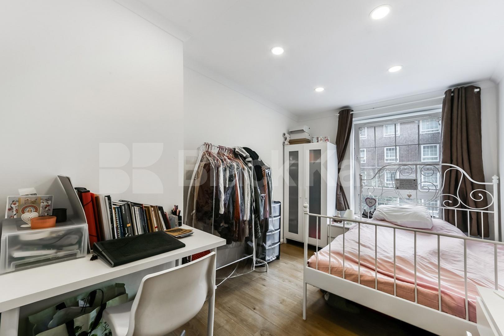 Recently redecorated throughout, wooden floors & neutral decor. Law Street, Borough/London Bridge